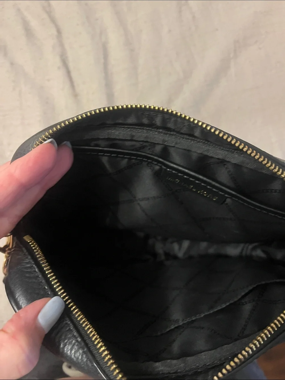 Black Michael Kors cross body/small side bag